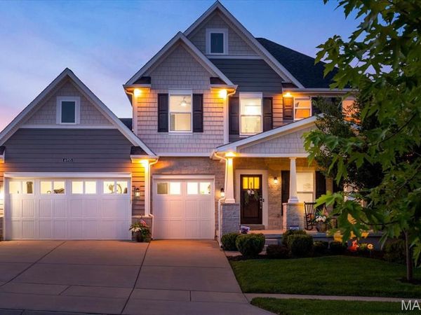 16955 Pine Summit Drive, Chesterfield, MO 63005