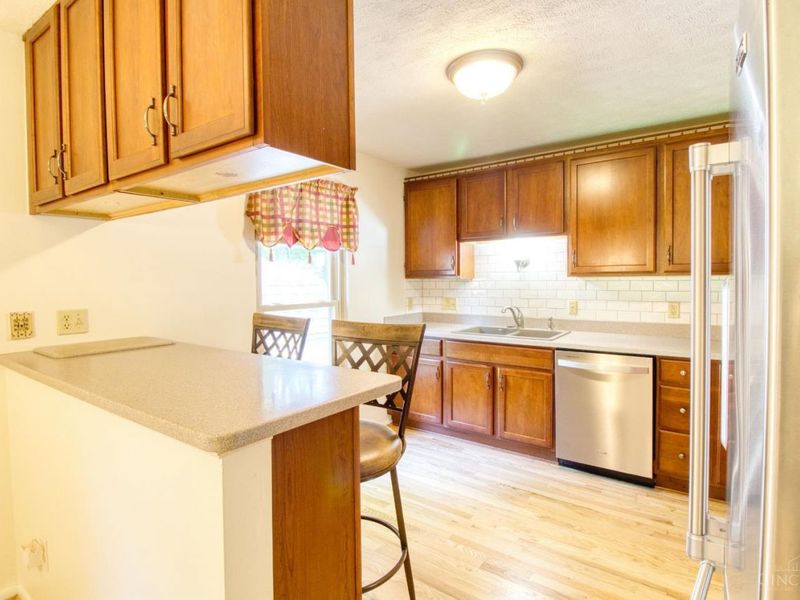 5803 Mt Vernon Drive, Miami Twp, OH 45150 Photo 10