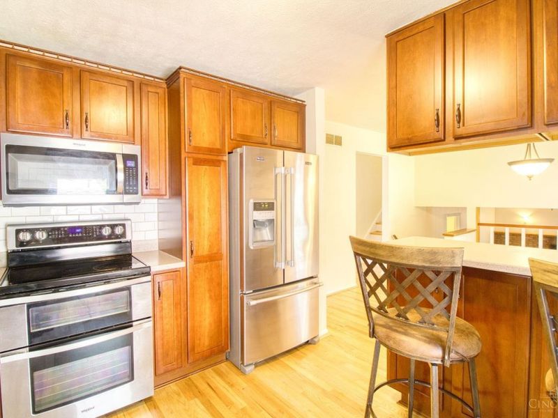 5803 Mt Vernon Drive, Miami Twp, OH 45150 Photo 12