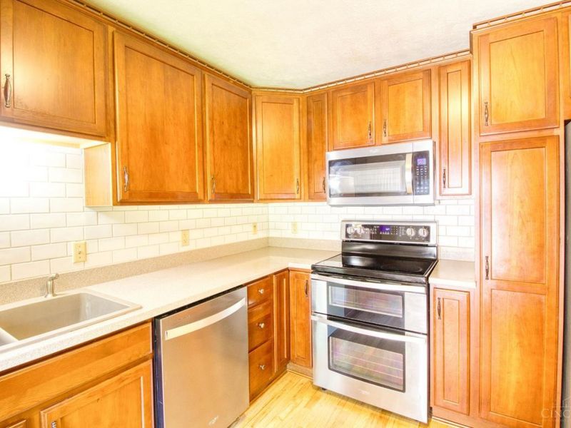 5803 Mt Vernon Drive, Miami Twp, OH 45150 Photo 13