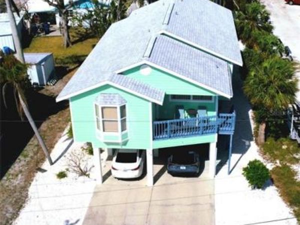 204 BAY DRIVE N, BRADENTON BEACH, FL 34217