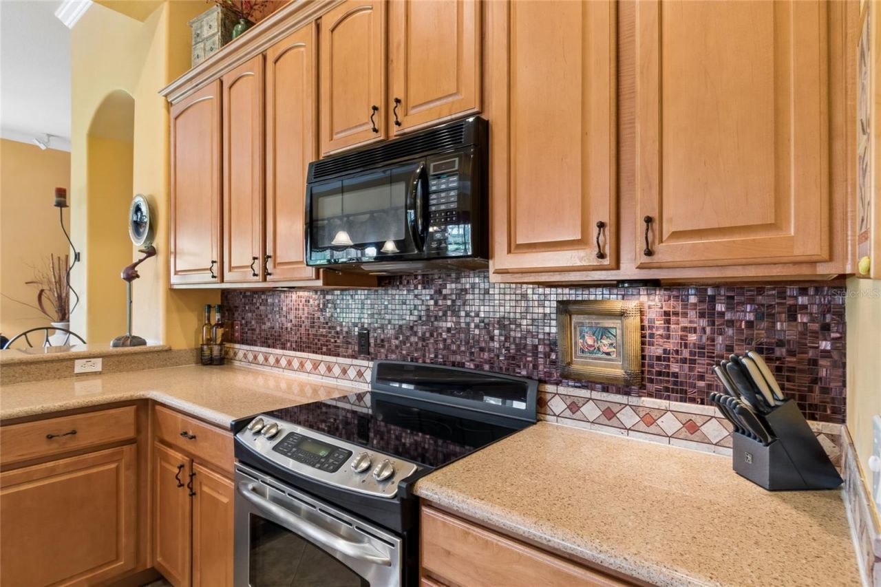 501 Montage Ln, Poinciana, FL 34759 Photo