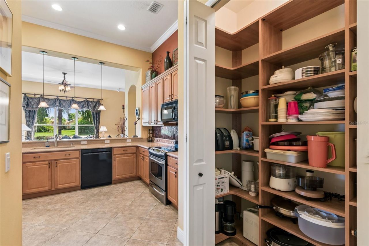 501 Montage Ln, Poinciana, FL 34759 Photo