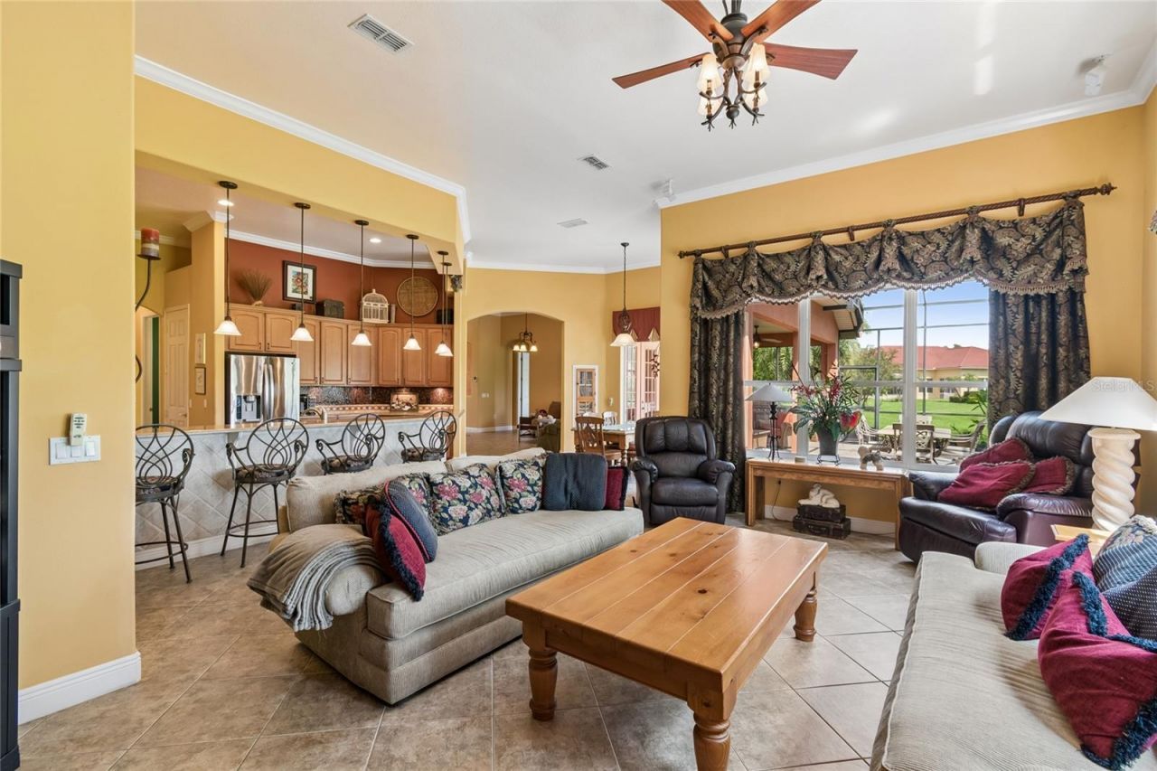 501 Montage Ln, Poinciana, FL 34759 Photo