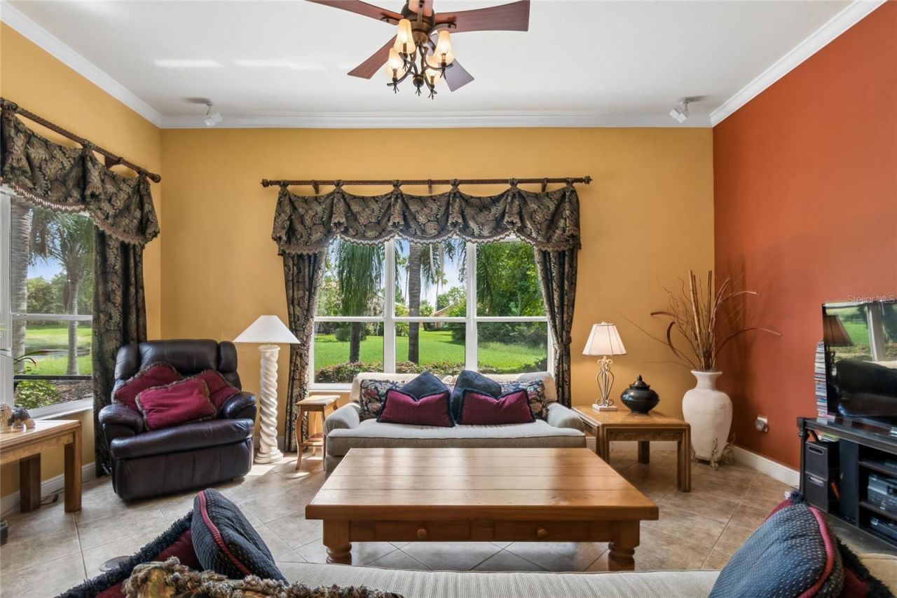 501 Montage Ln, Poinciana, FL 34759 Photo