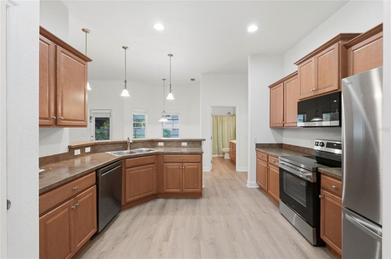 1676 Doves View Circle, Auburndale, FL 33823 Photo