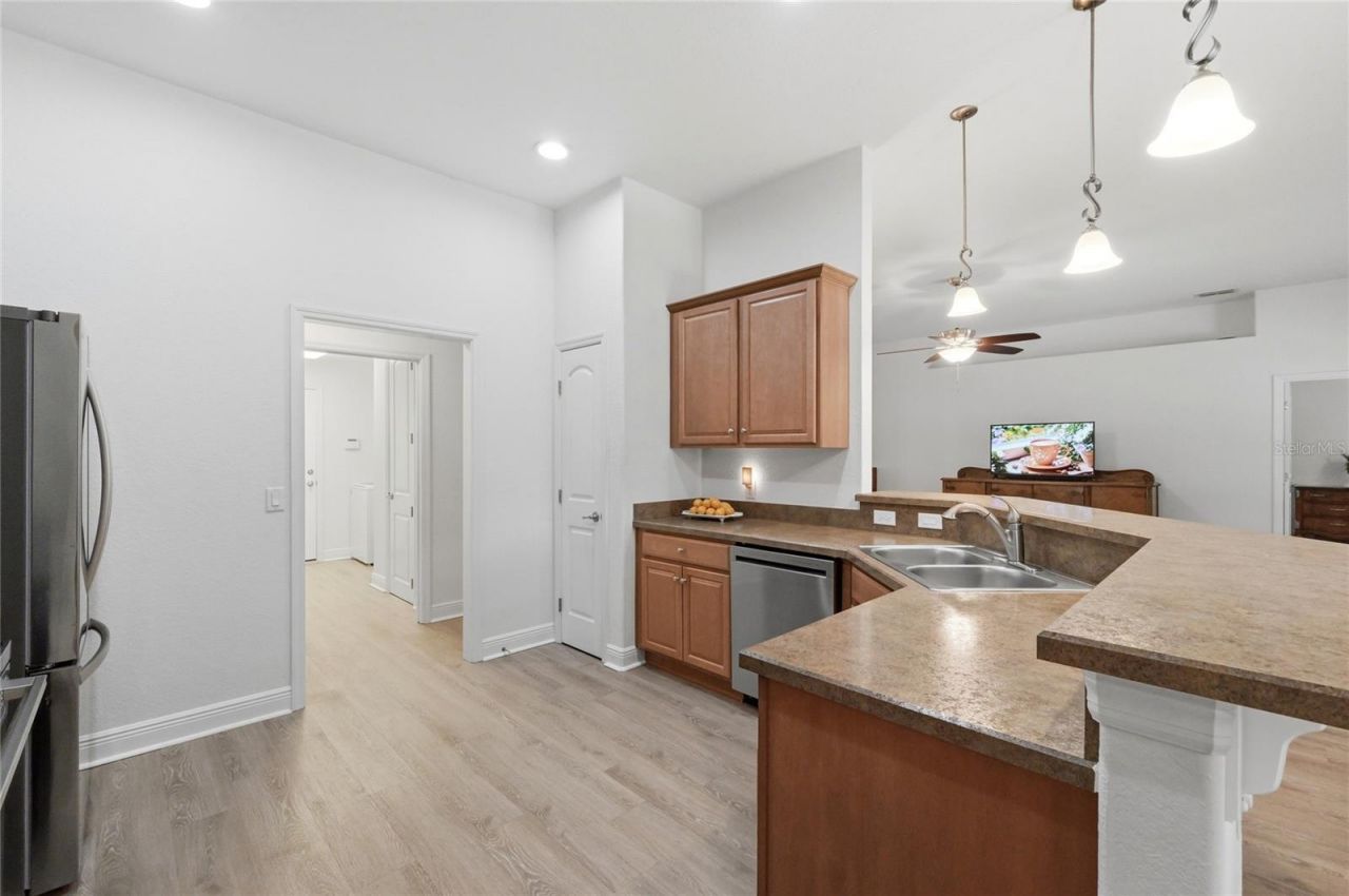 1676 Doves View Circle, Auburndale, FL 33823 Photo