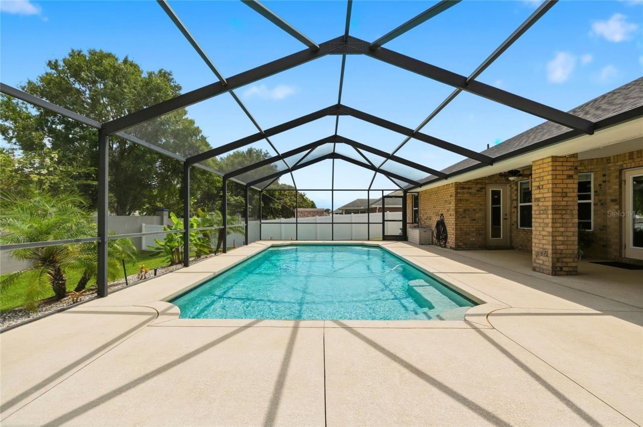 1676 Doves View Circle, Auburndale, FL 33823 Photo