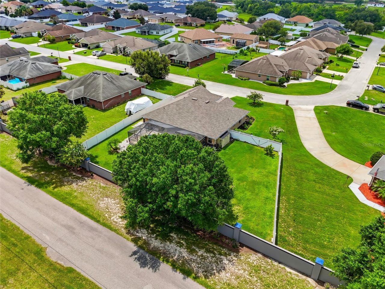 1676 Doves View Circle, Auburndale, FL 33823 Photo