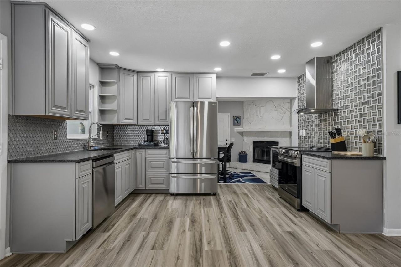5043 14th Avenue N, Saint Petersburg, FL 33710 Photo