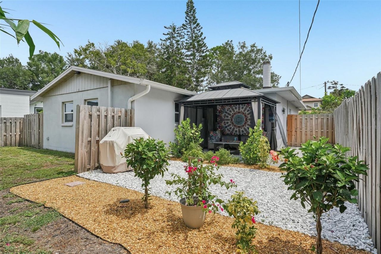 5043 14th Avenue N, Saint Petersburg, FL 33710 Photo