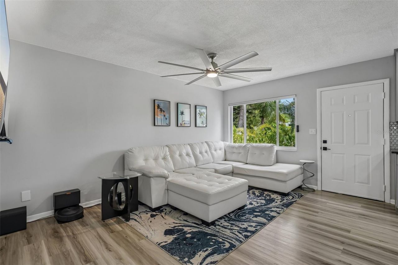 5043 14th Avenue N, Saint Petersburg, FL 33710 Photo