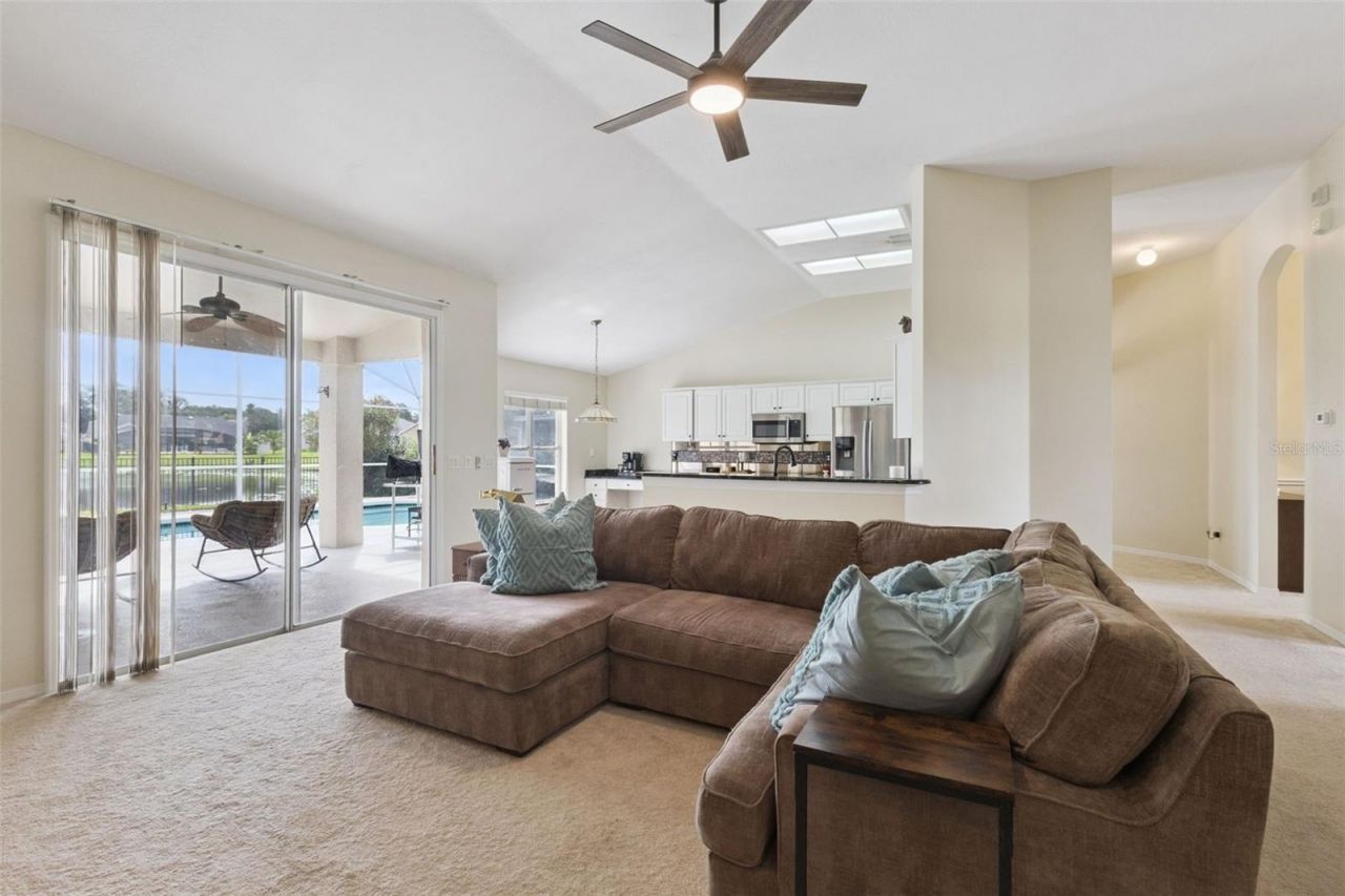 14313 Roxshire Drive, Orlando, FL 32837 Photo