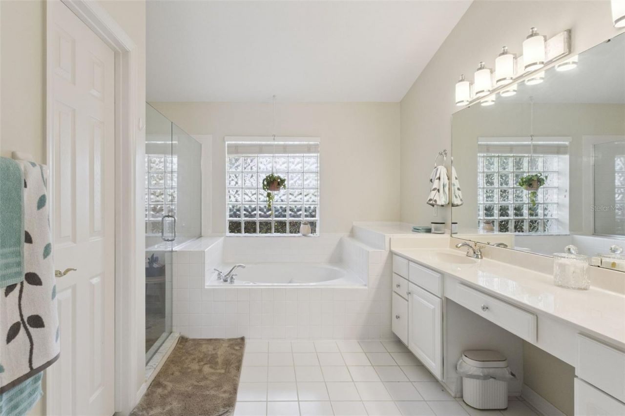 14313 Roxshire Drive, Orlando, FL 32837 Photo