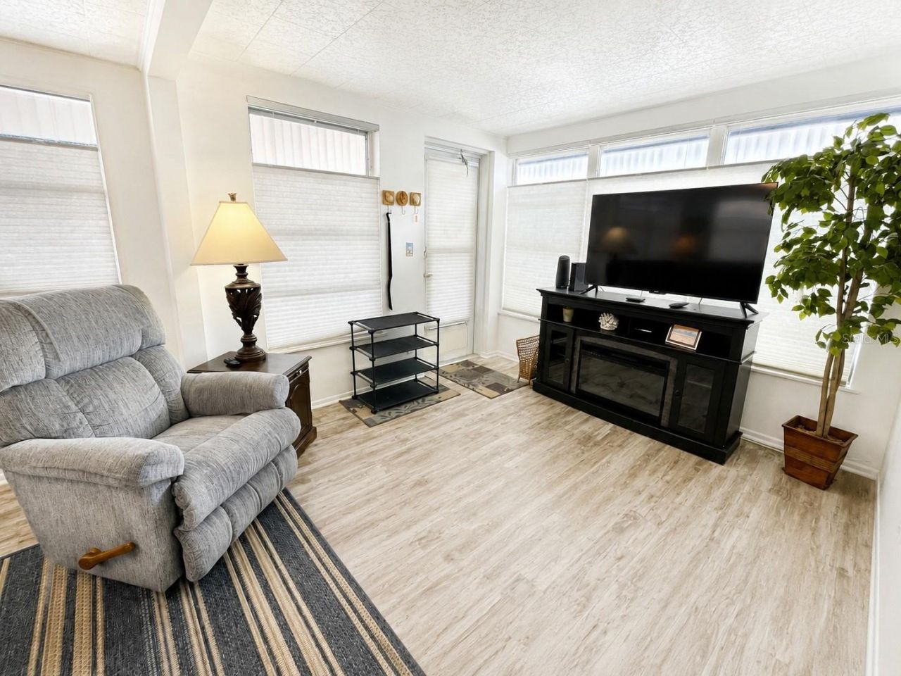 1613 Michigan Avenue, Bradenton, FL 34207 Photo