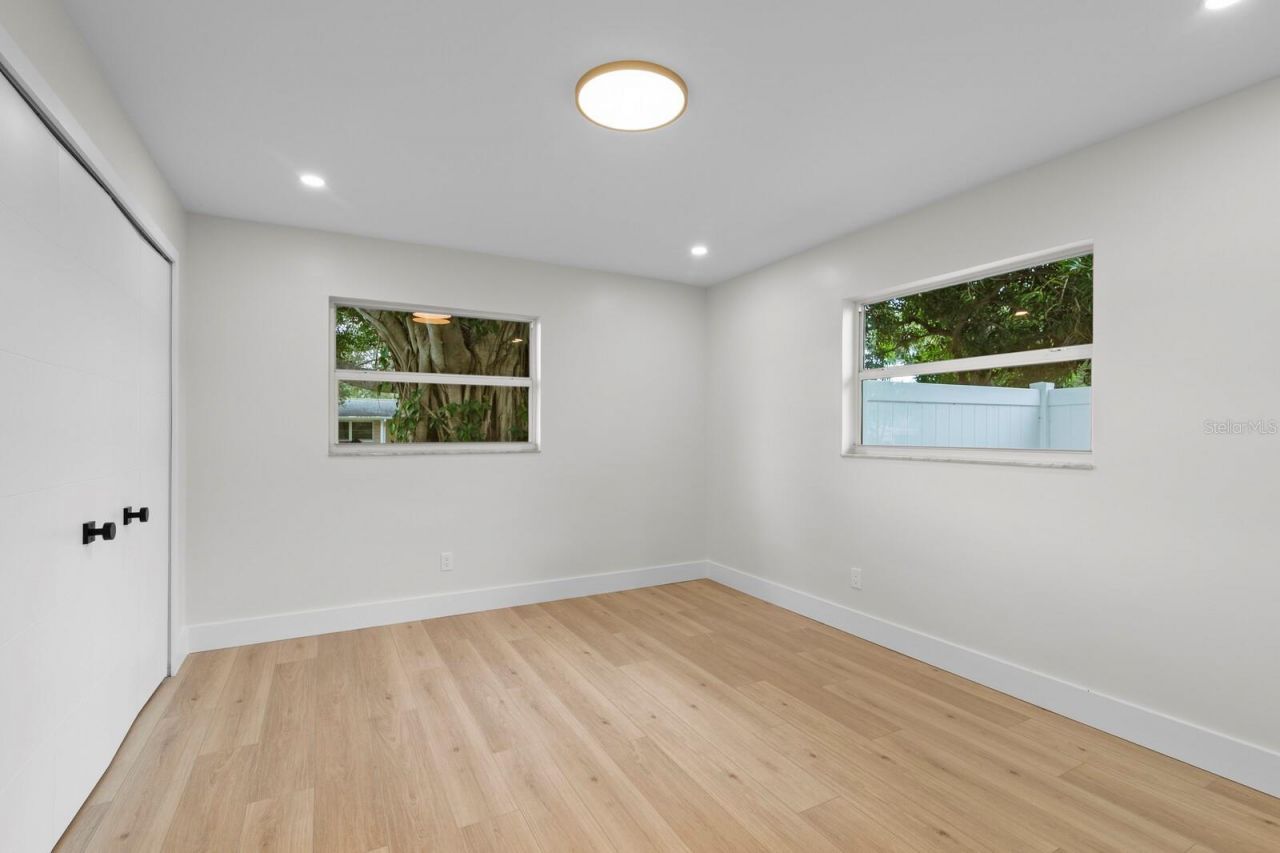 6795 14th Street S, Saint Petersburg, FL 33705 Photo
