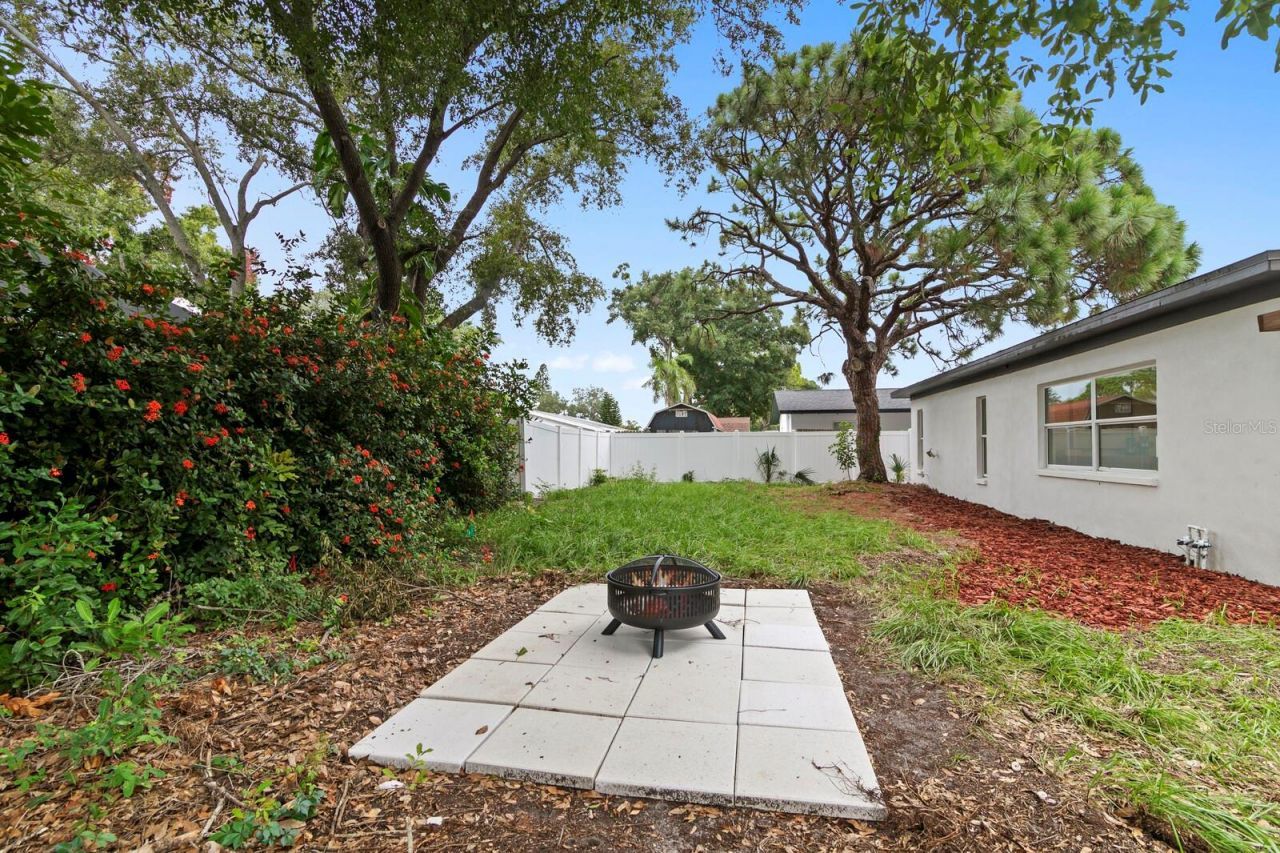 6795 14th Street S, Saint Petersburg, FL 33705 Photo