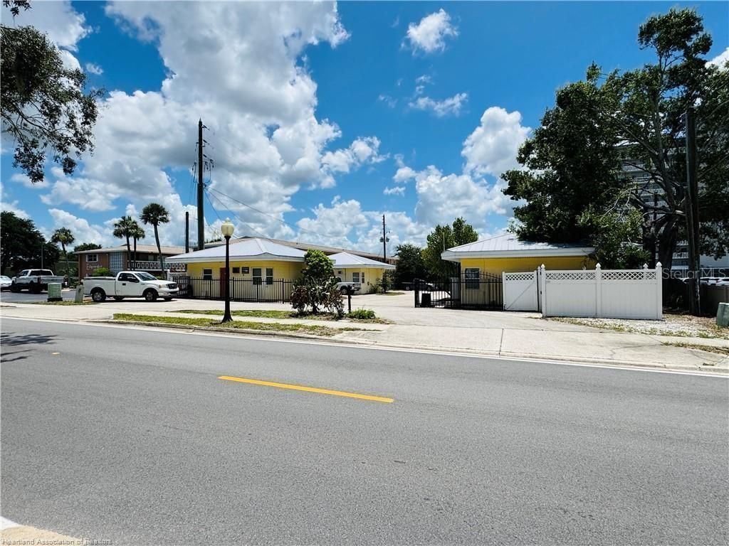 2121 Lakeview Drive, Sebring, FL 33870 Photo