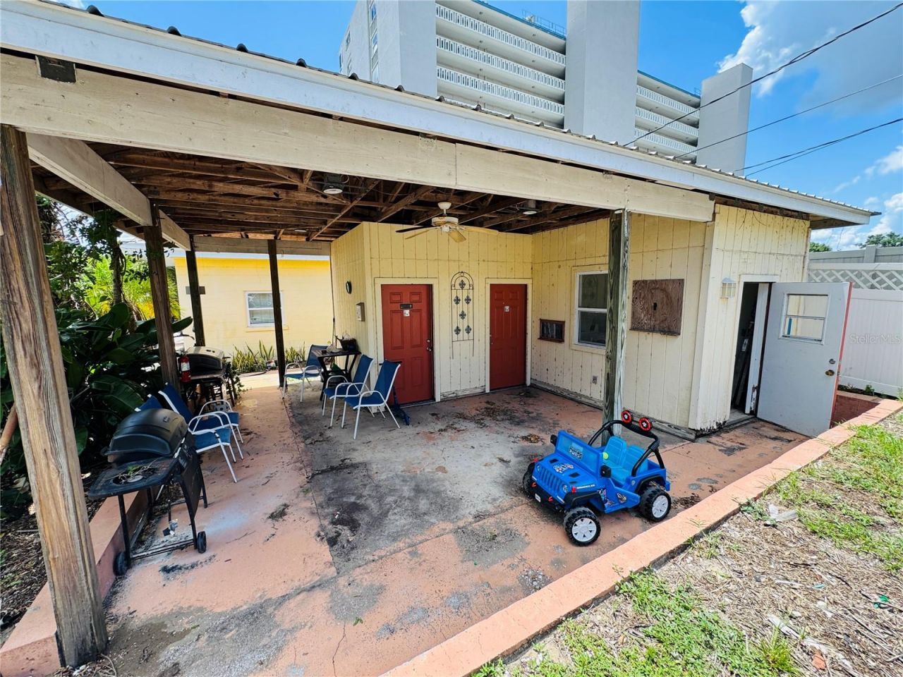 2121 Lakeview Drive, Sebring, FL 33870 Photo