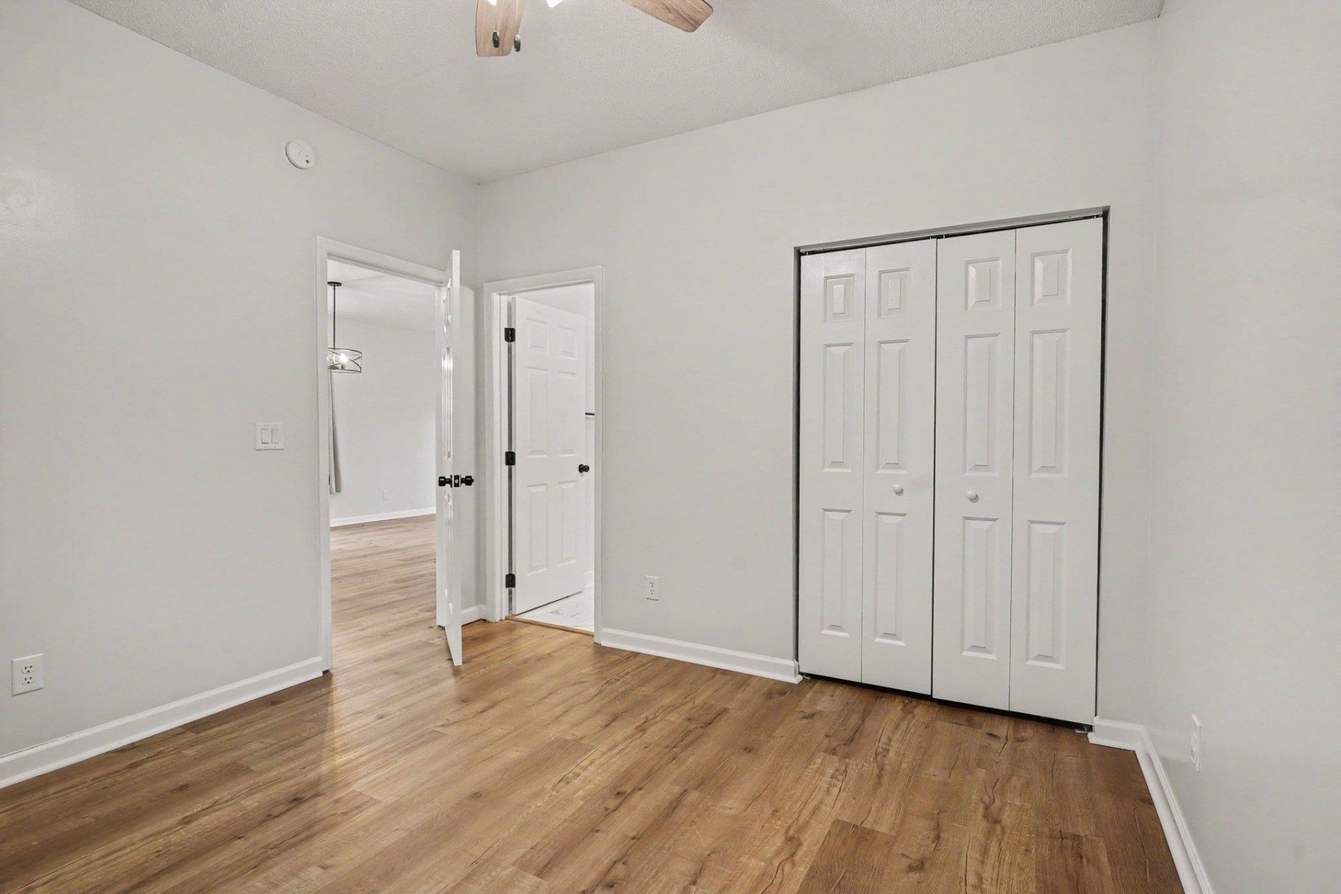 3919 Gladiola Ct. Photo 11