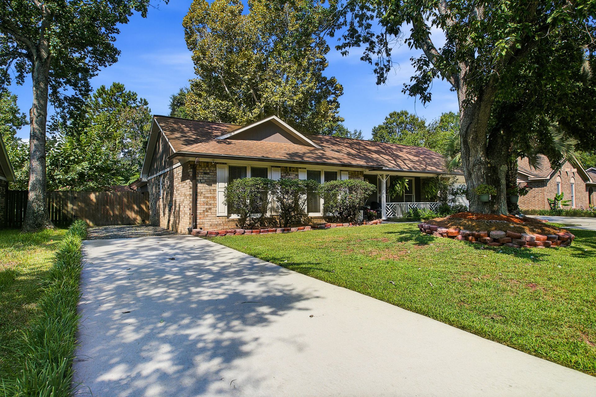 8133 N Ridgebrook Drive Photo 39
