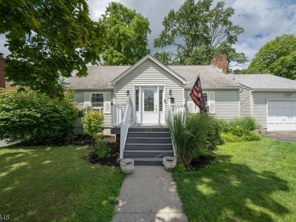 526 Grand Ave, Hackettstown, NJ 07840