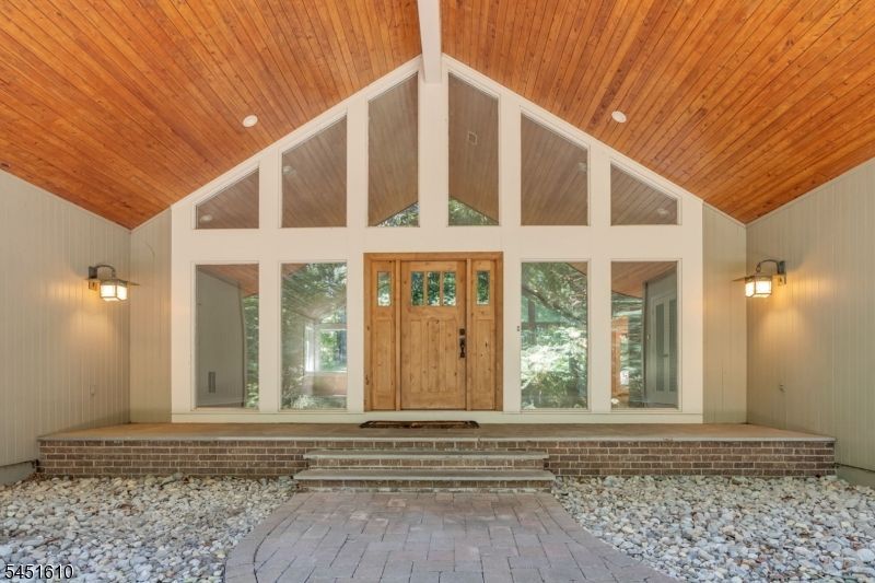 10 Saddle Hill Rd, Mendham, NJ 07931 Main Photo