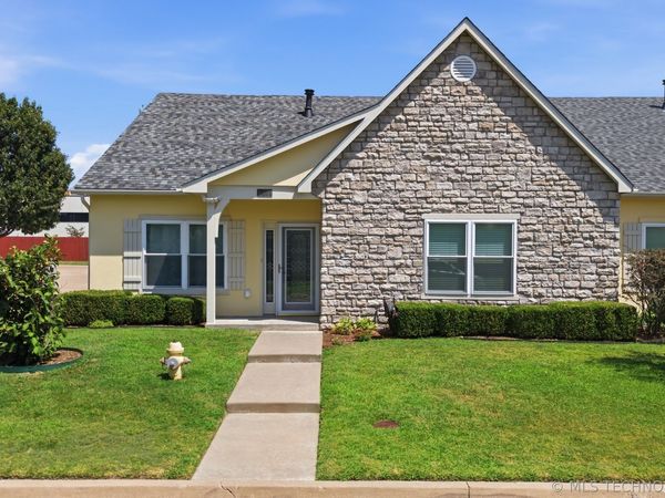 8401 E 74th Place, Tulsa, OK 74133