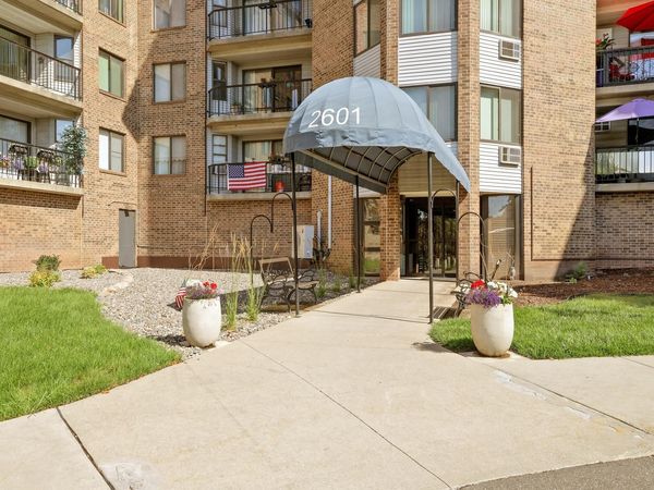2601 Kenzie Terrace, Unit 412, Saint Anthony, MN 55418