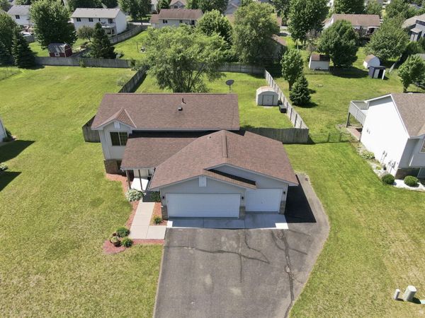 10123 Park Place Drive, Monticello, MN 55362