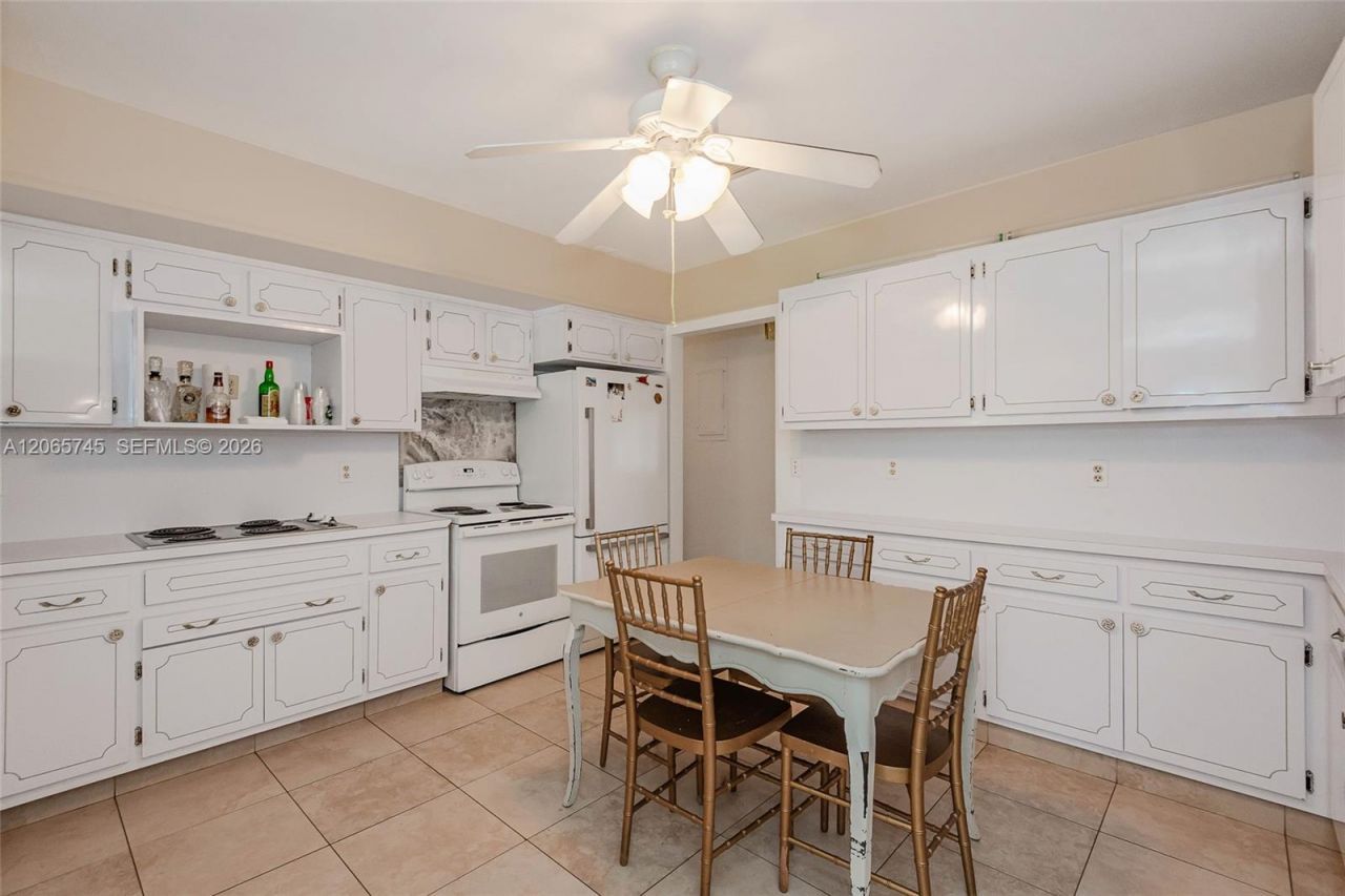 5013 Arthur St, Hollywood, FL 33021 Photo