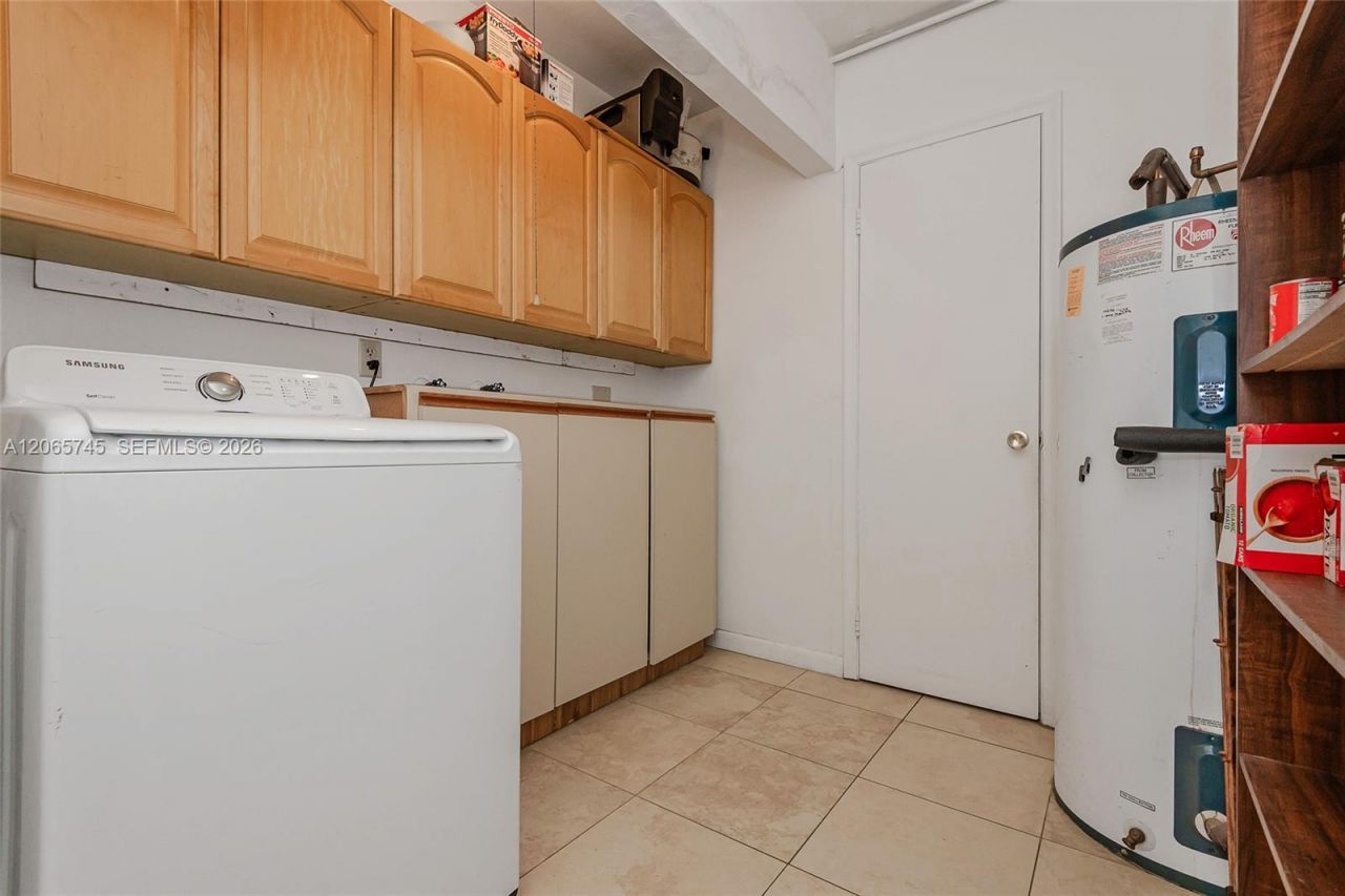 5013 Arthur St, Hollywood, FL 33021 Photo