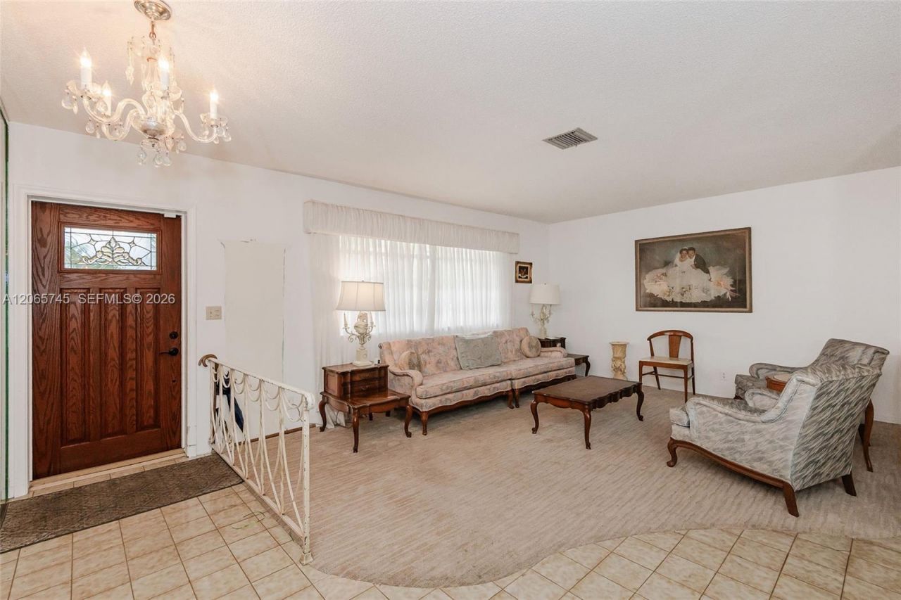 5013 Arthur St, Hollywood, FL 33021 Photo