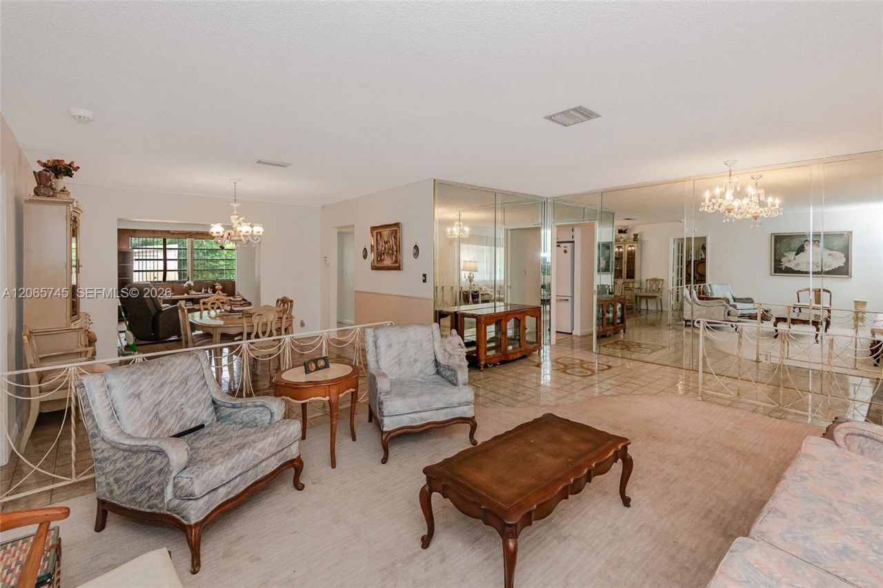 5013 Arthur St, Hollywood, FL 33021 Photo