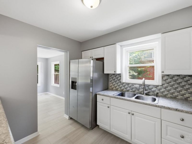 1464 Dordine Lane, North College Hill, OH 45231 Photo 13