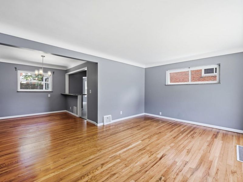 1464 Dordine Lane, North College Hill, OH 45231 Photo 4