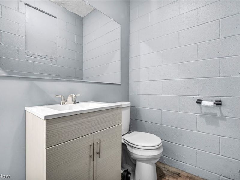 6808 Clark Avenue, Cleveland, OH 44102 Photo 19