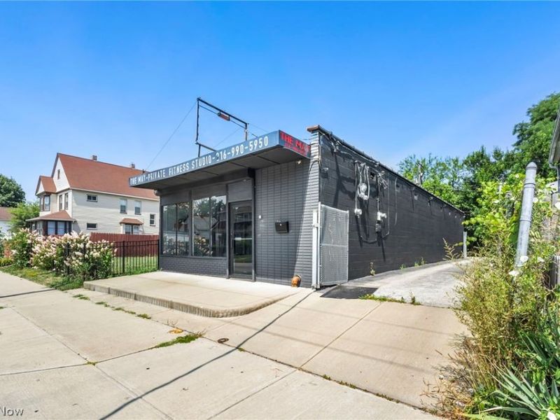 6808 Clark Avenue, Cleveland, OH 44102 Photo 4