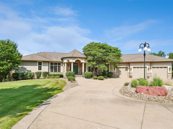 25173 Pin Oak Drive, Adel, IA 50003