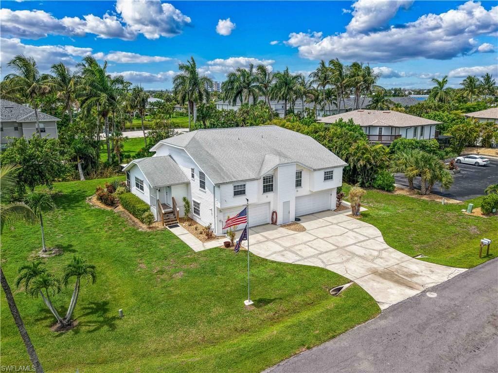 13511 Siesta Pines Ct, Fort Myers, FL 33908 Photo