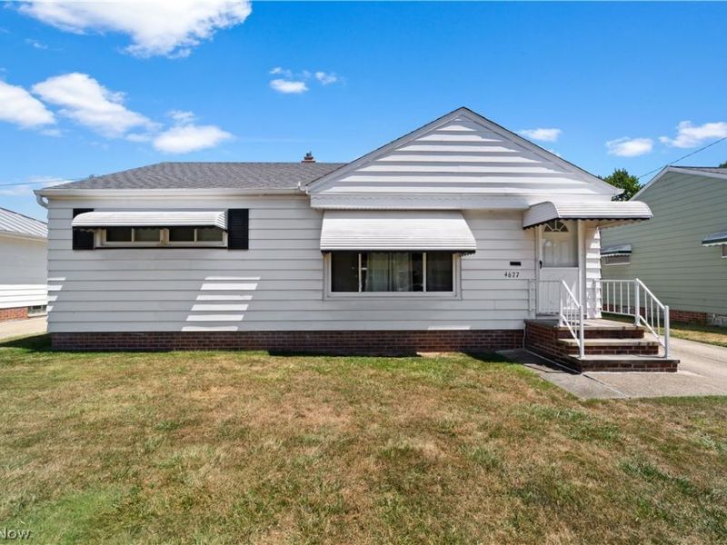 4677 Southwood Drive, Brooklyn, OH 44144 Photo 1