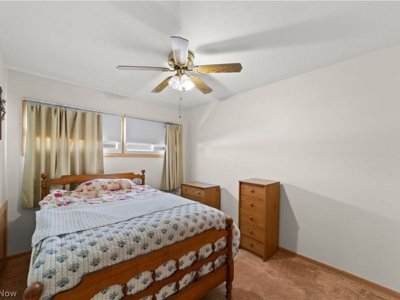 4677 Southwood Drive, Brooklyn, OH 44144 Photo 10