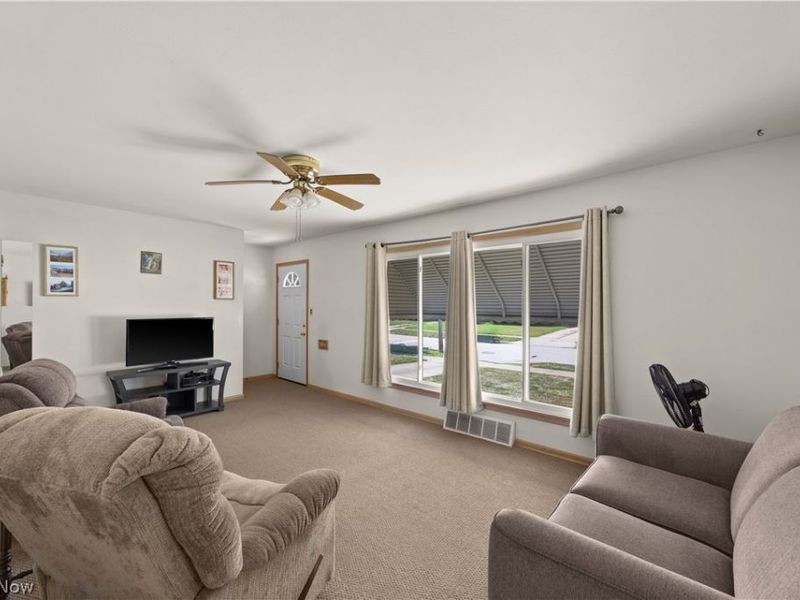 4677 Southwood Drive, Brooklyn, OH 44144 Photo 5