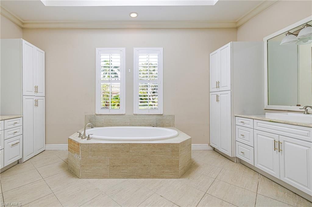 6871 Lakewood Isle Dr , Fort Myers, FL 33908 Photo