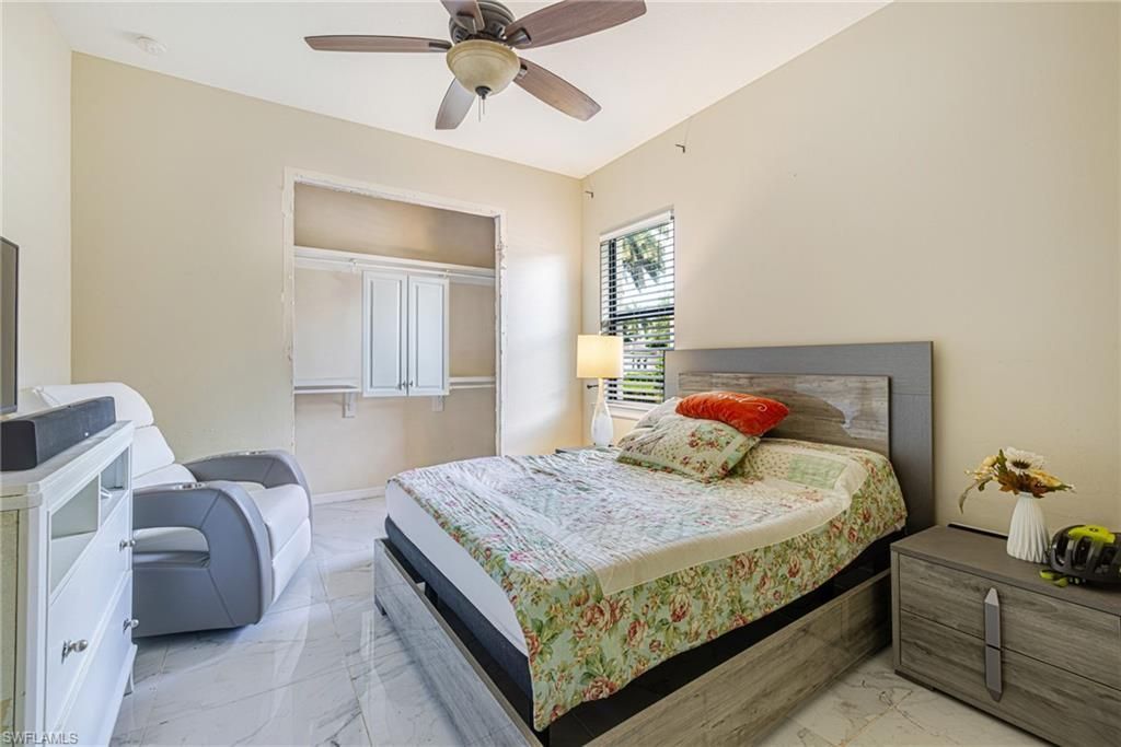 6871 Lakewood Isle Dr , Fort Myers, FL 33908 Photo
