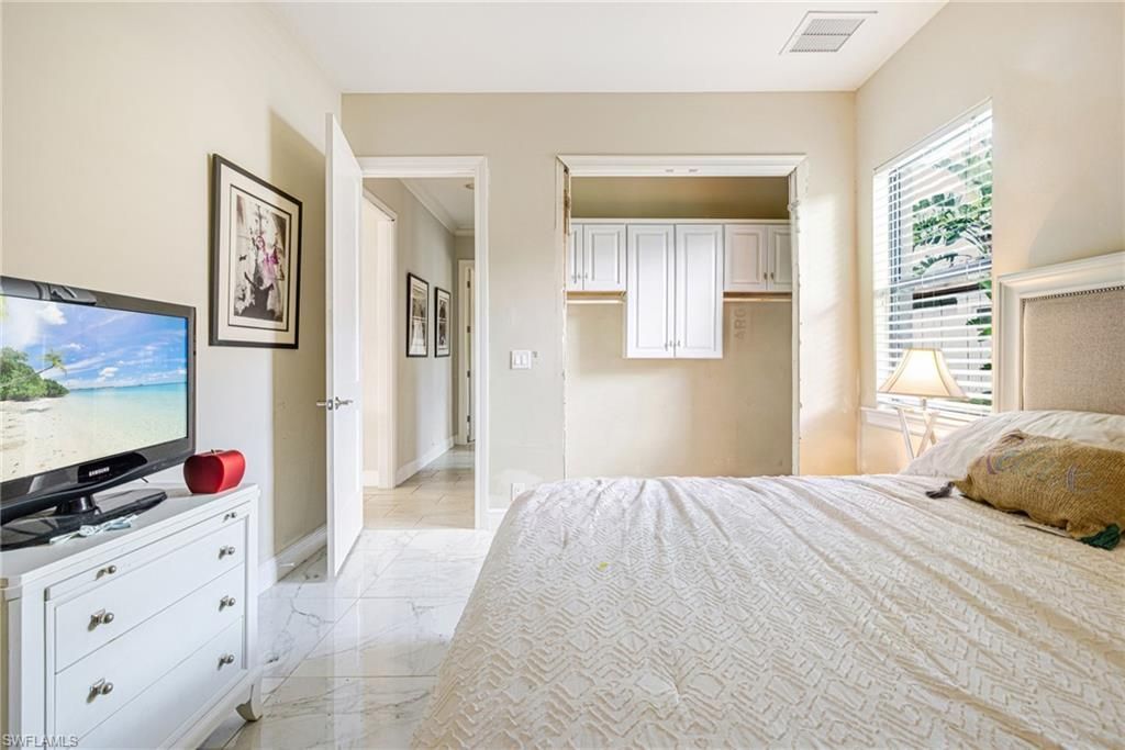 6871 Lakewood Isle Dr , Fort Myers, FL 33908 Photo