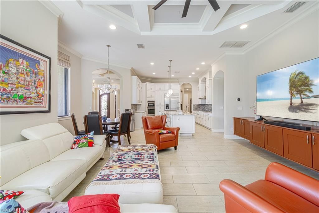 6871 Lakewood Isle Dr , Fort Myers, FL 33908 Photo