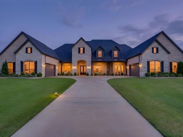 651 Bandera Drive, Waxahachie, TX 75167