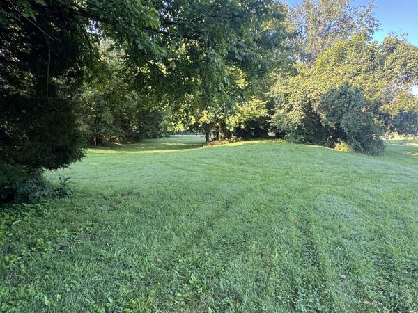3992 Hwy 31E , Unit 2B, Bethpage, TN 37022