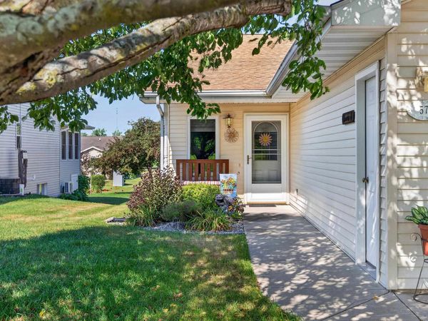 571 N Wisconsin Street, Berlin, WI 54923